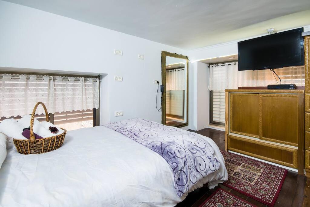 Ahuzat Shaul - Apartment Hadera Kültér fotó